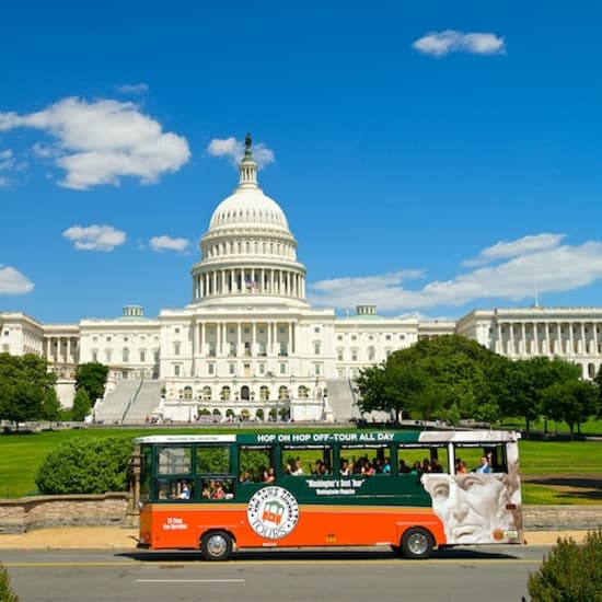 Washington Welcome Center: 90-Minute Guided Tour Old Town Trolley Washington
