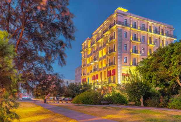 Megaron Hotel