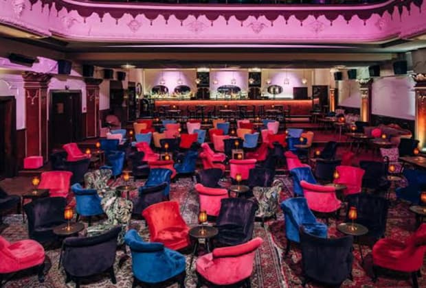 Royal Theatre & Club Chic