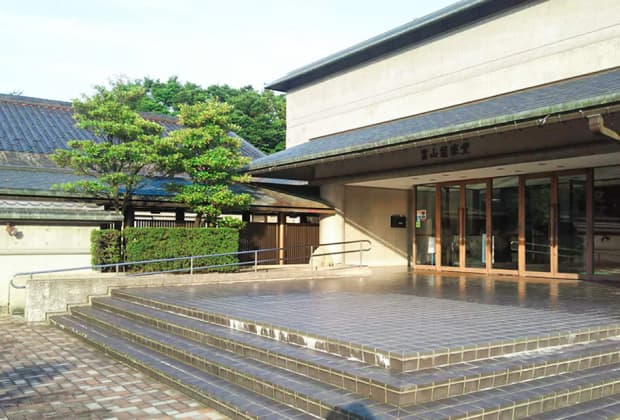 富山能楽堂