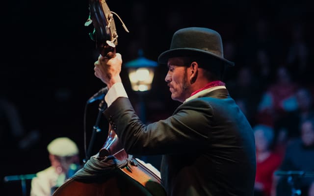 The Jazz Room: A Frank Sinatra & Louis Armstrong Tribute