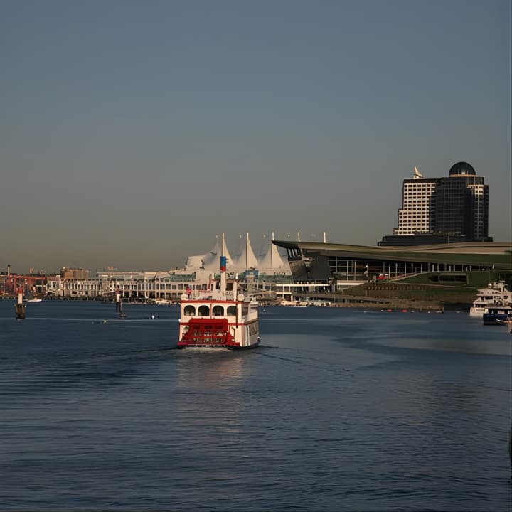 Vancouver Harbor Sightseeing Cruise