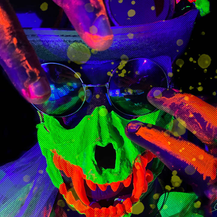 Halloween Special: Neon Naked Death Drawing