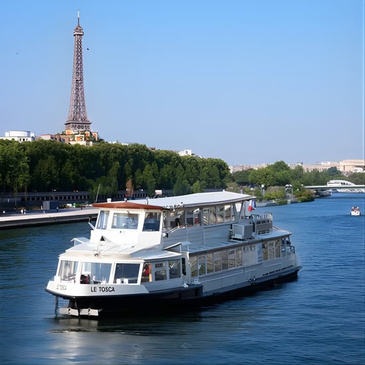 Déjeuner-croisière Prestige au départ de la Tour Eiffel