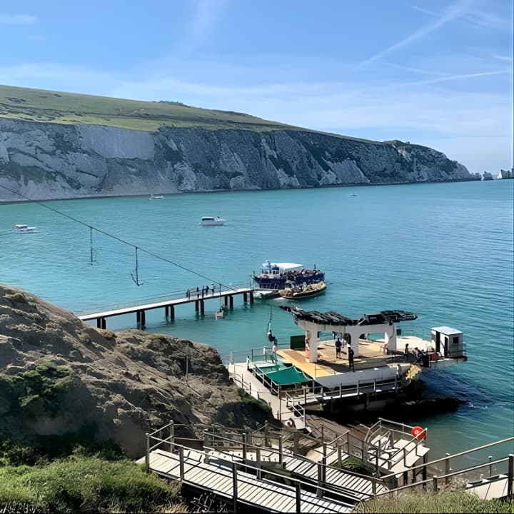 Isle of Wight Guided Day Tour from London