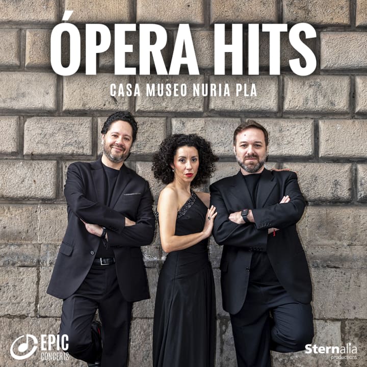 ﻿Ópera Hits