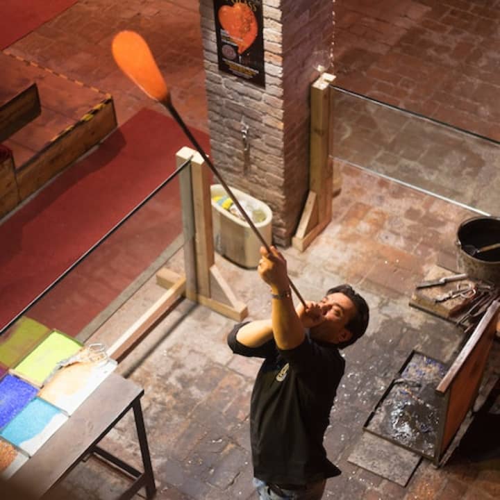 Lavorazione del Vetro di Murano alla Cattedrale del Vetro - Santa Chiara