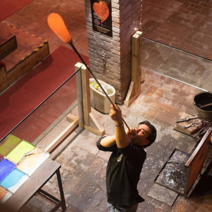 ﻿Murano Glass Processing at the Cathedral of Glass - Santa Chiara