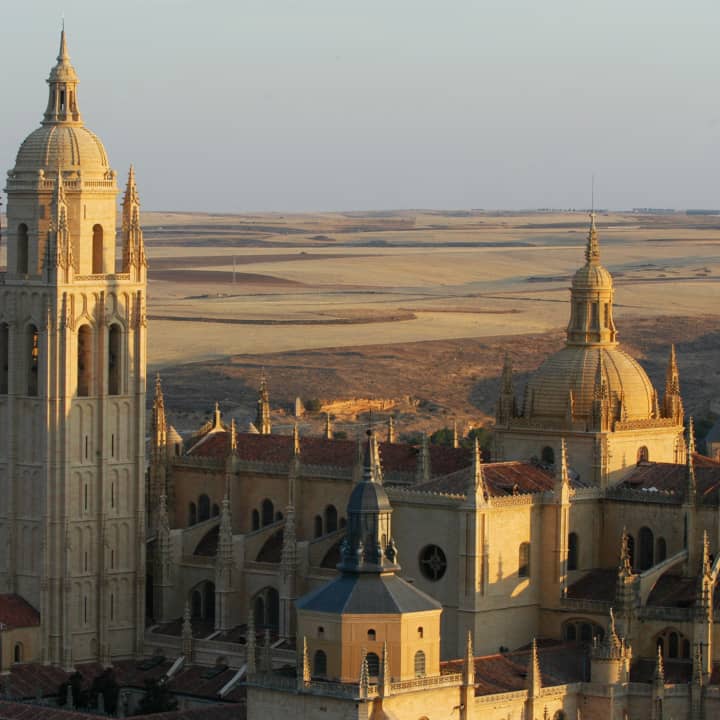Patrimonio de la Humanidad con Catedral y Alcázar