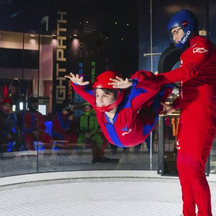 Portland Indoor Skydiving Experience with 2 Flights & Personalized Certificate