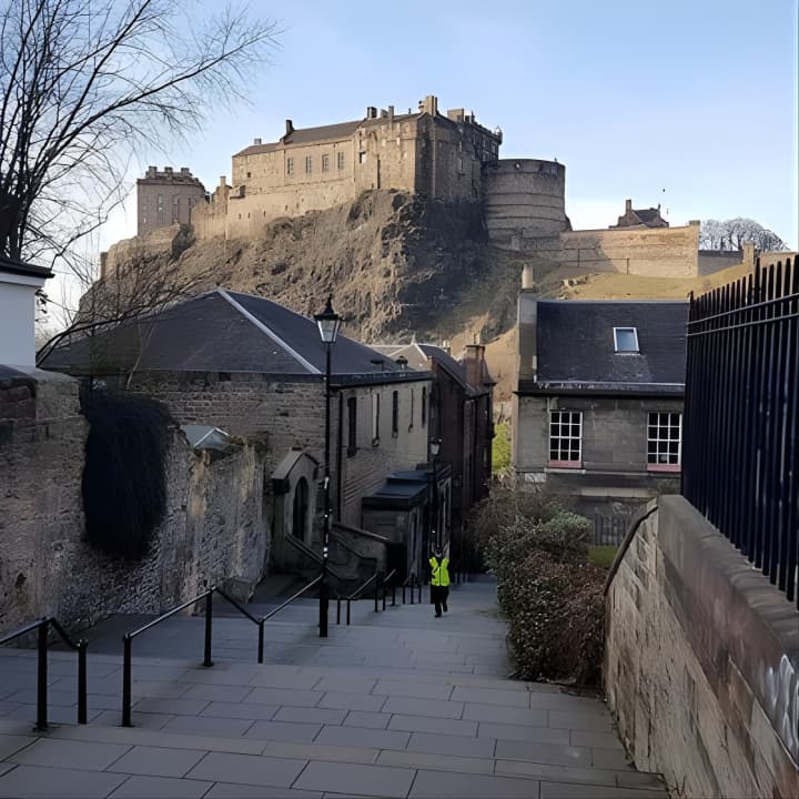 History Lovers Old Town Walking Tour