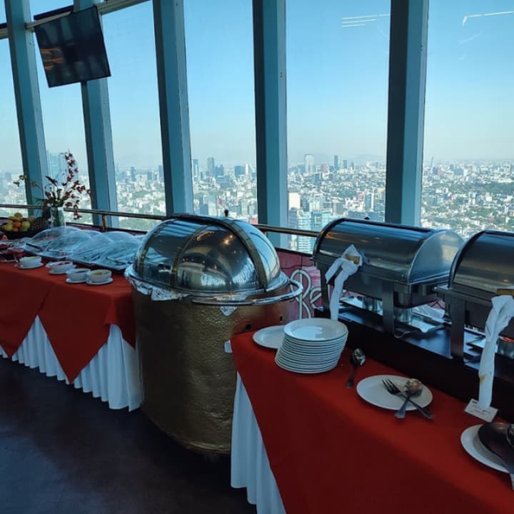 Brunch Panoramico Bellini Restaurante Giratorio