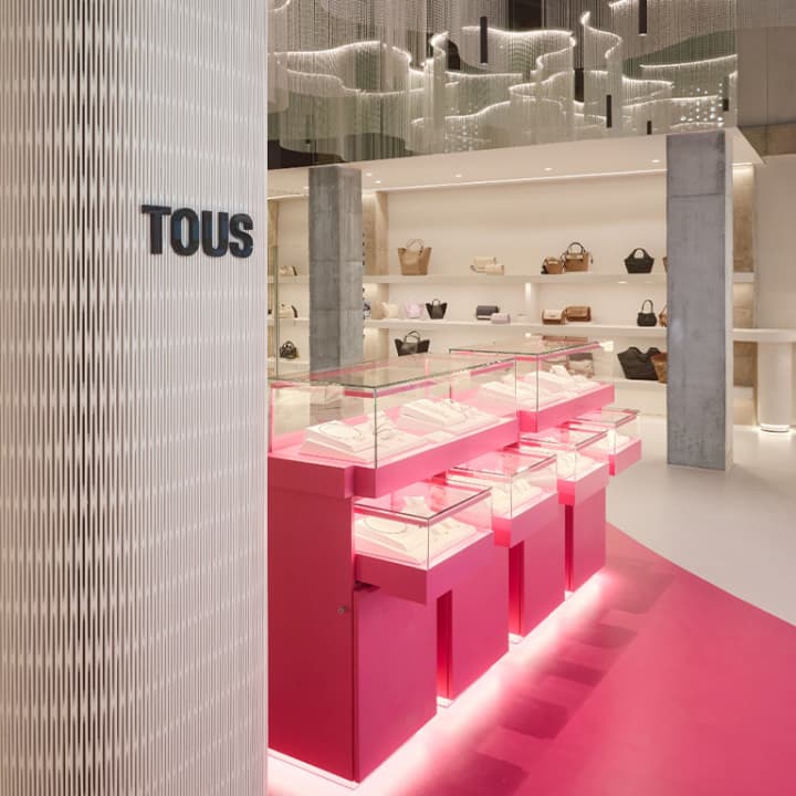 CASATOUS Valencia: joyas, bolsos y piercing styling
