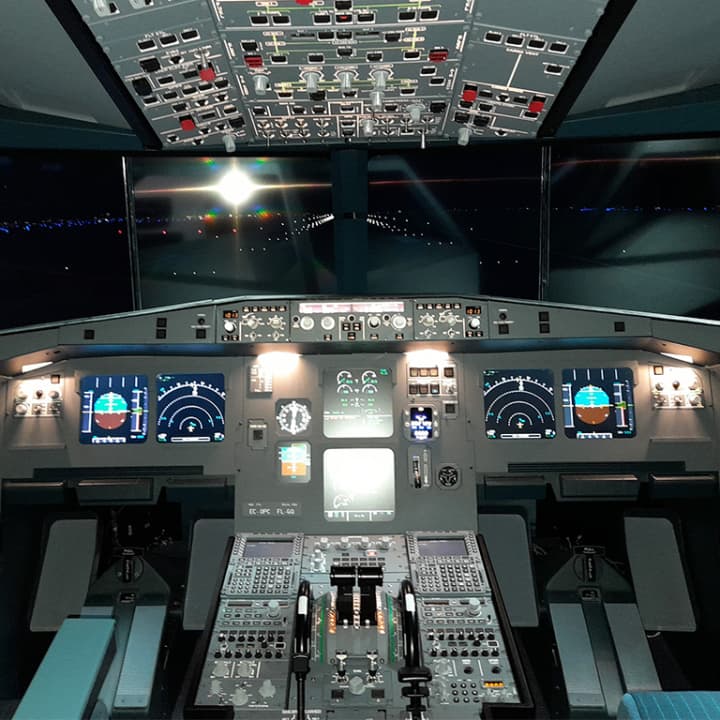 ﻿Ride on an Airbus A320 static simulator
