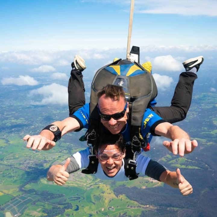Skydive Yarra Valley: up to 60 seconds of freefall!