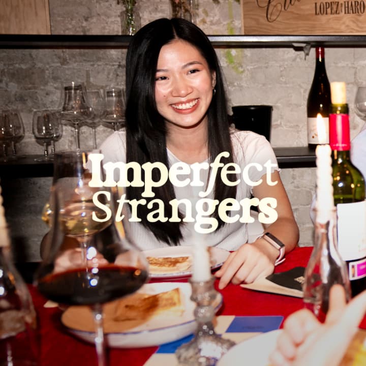 Imperfect Strangers: Cena, Rie, Conecta