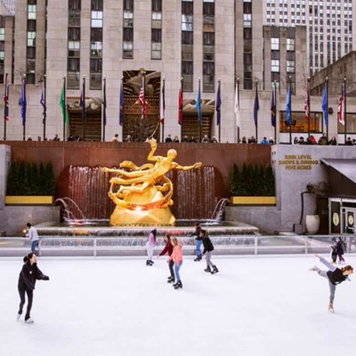 The Rink at Rockefeller Center Ticket + Skate Rental 