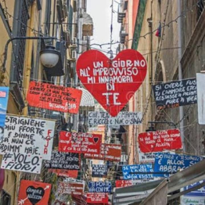 Napoli: Quartieri Spagnoli: Visita guidata a piedi