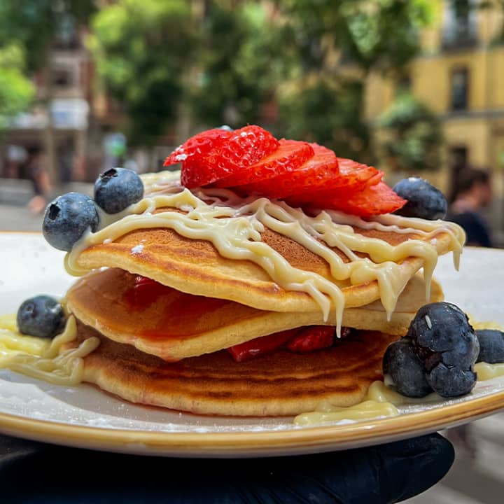 Desayuno en Mafrens: pancakes y smoothies