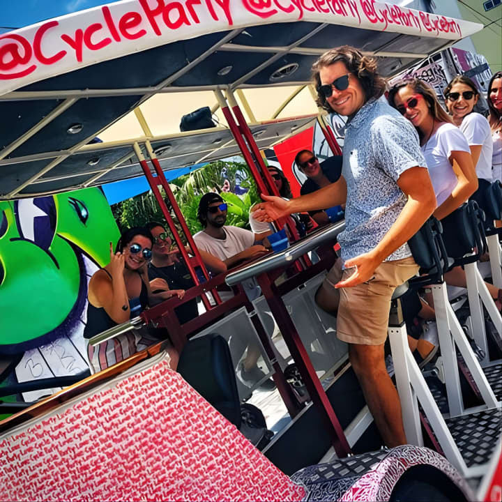 ﻿Wynwood Party Bike Happy Hour Crawl