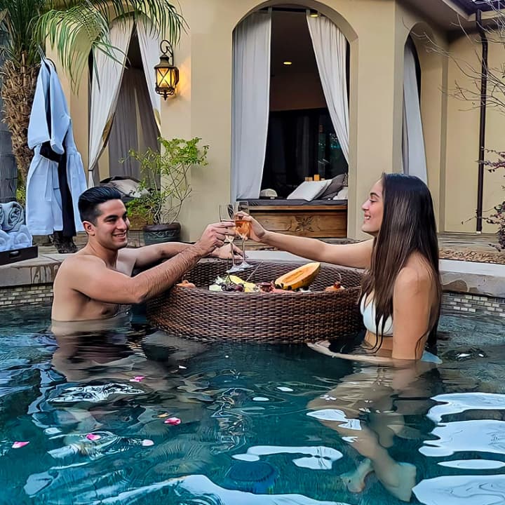 Romantic Wellness Day for Couples, Massage in Chocolate Spa and Floating Tray of Champagne & Fruits