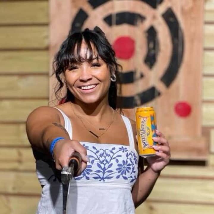 Stumpy's Axe Throwing Activity from Jacksonville