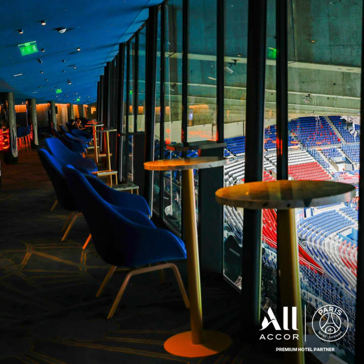 Paris Saint-Germain - Lorient - Sky Bar