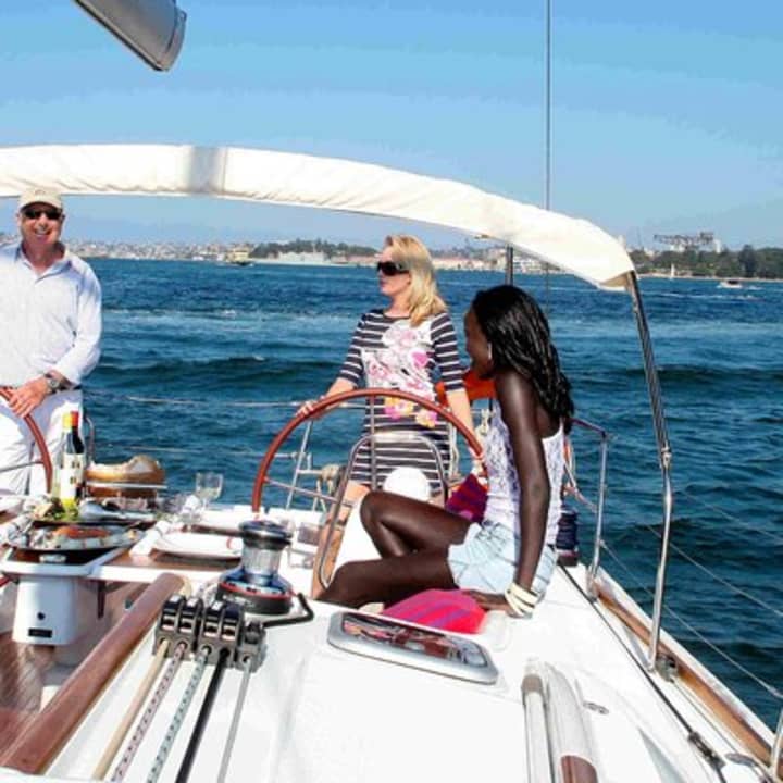 Luxury Sailing Cruise on Sydney Harbour with Lunch