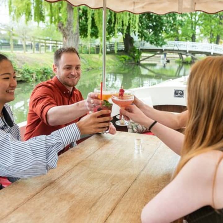 Evening Cocktail Cruise in Oxford