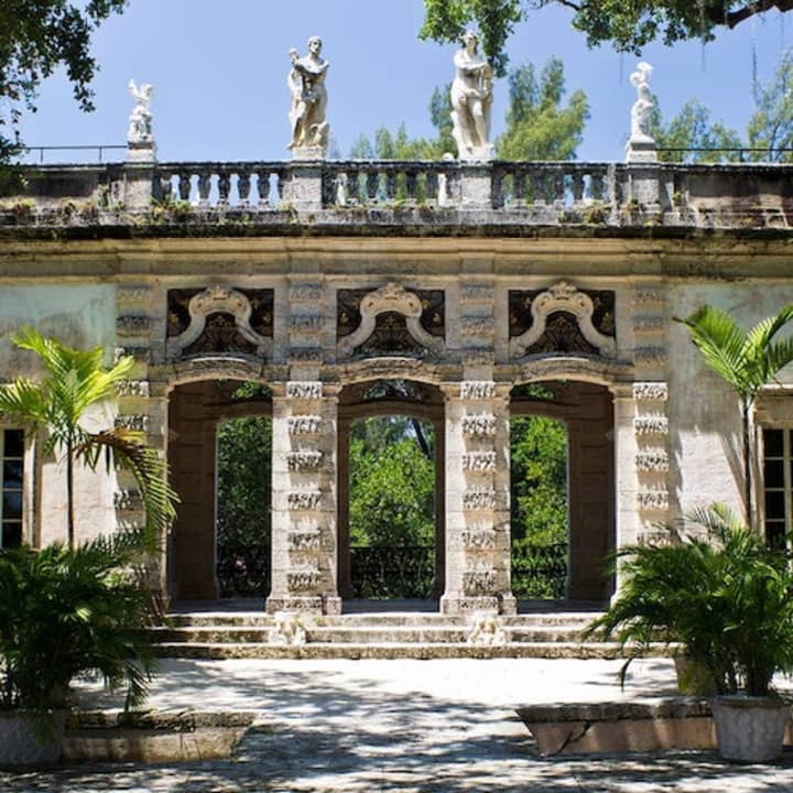 ﻿Museo y Jardines de Vizcaya con transporte