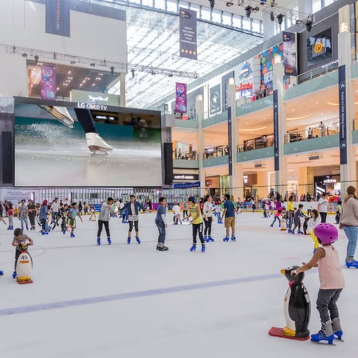 Dubai Ice Rink: Beat the Heat with Indoor Ice Skating