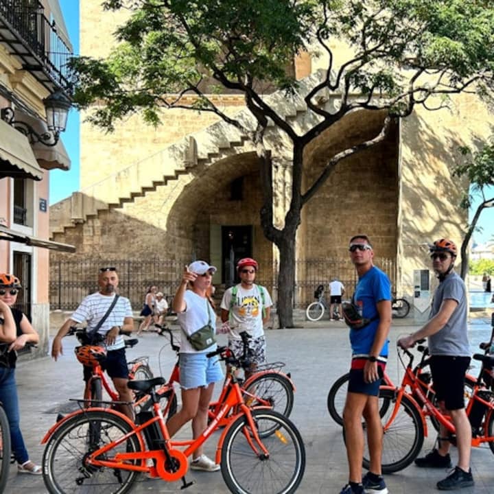 Valencia: Geführte E-Bike-Tour für kleine Gruppen