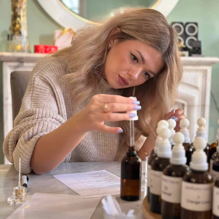 Apéro et Atelier parfumerie : crée ton parfum personnalisé