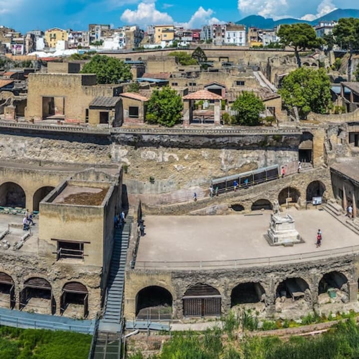 Vesuvio ed Ercolano: Biglietto Skip The Line + Viaggio di andata e ritorno da Pompei