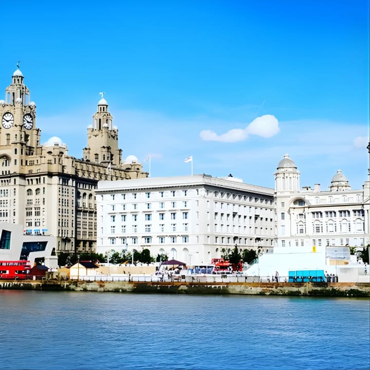 A Walk Through Time: History of Liverpool Walking Tour