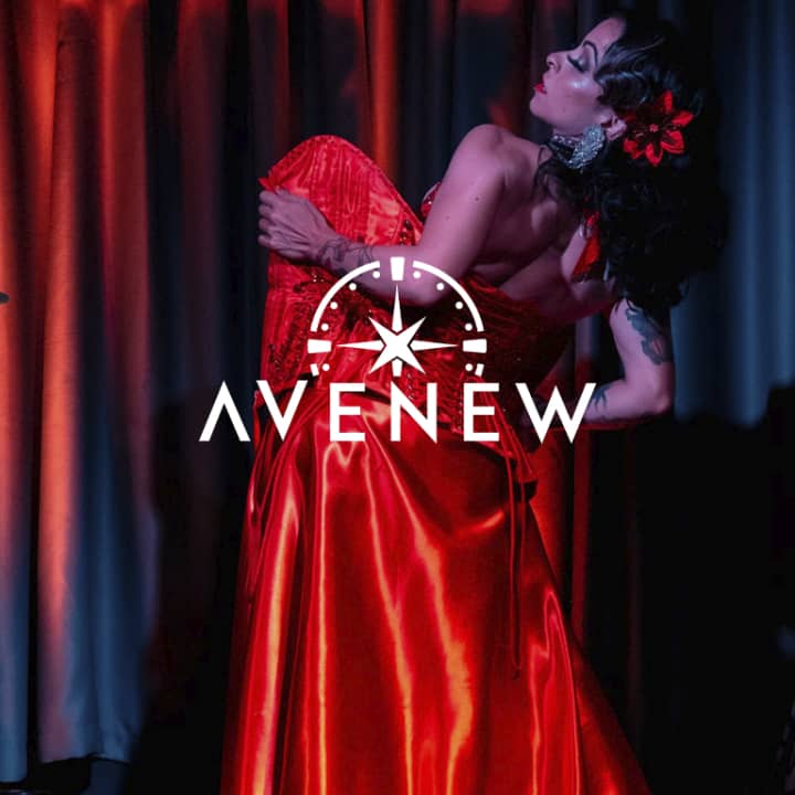 Noites no Avenew: dinner-shows com espetáculos ao vivo