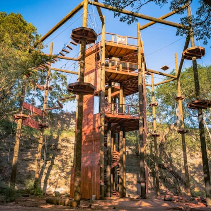 Coral Crater Park: Adventure Tower