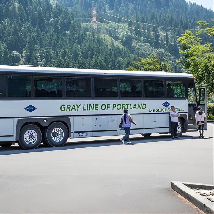 Multnomah Falls & Columbia River Gorge Tour with Gray Line -PDX03