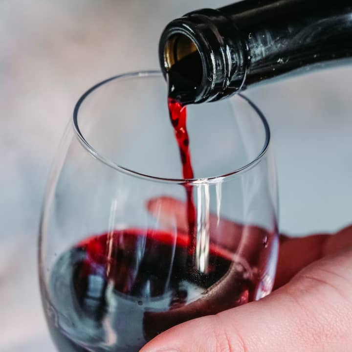 Cata de vinos veganos en Pizzi & Dixie