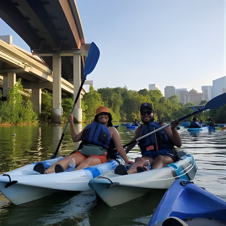 Houston Buffalo Bayou Alquiler de Kayak y Paddleboard
