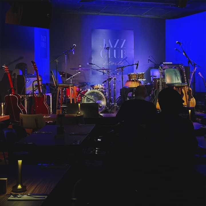 Live Evening Concert at Jazz Club Etoile