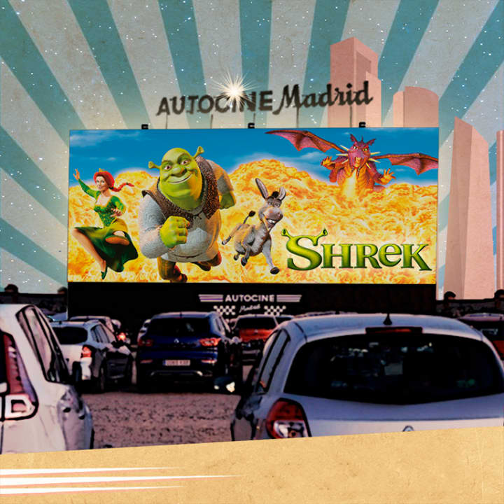 ﻿Shrek at the Autocine Madrid