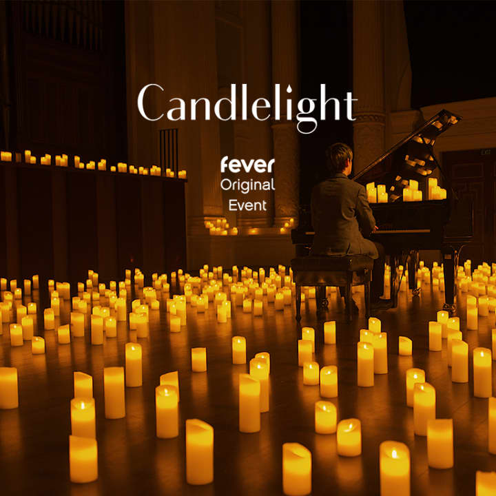 Candlelight im Neuen Schloss: Hommage an Ludovico Einaudi