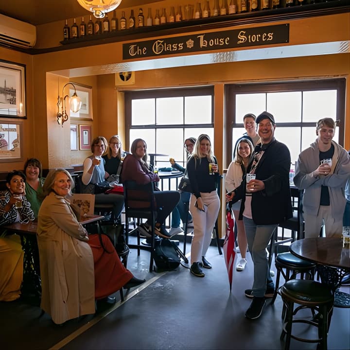 ﻿Soho Music & Visita a Pubs Históricos