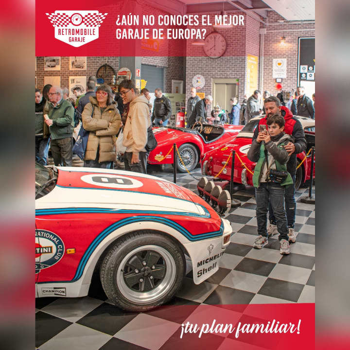 Visitas guiadas al showroom de coches Retromobile