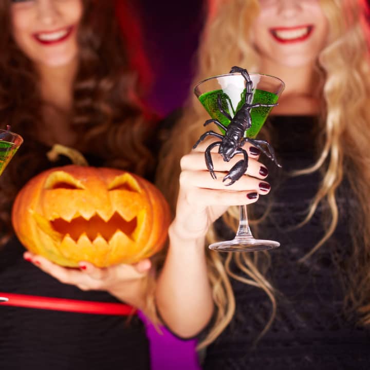 ﻿Halloween cocktail workshop