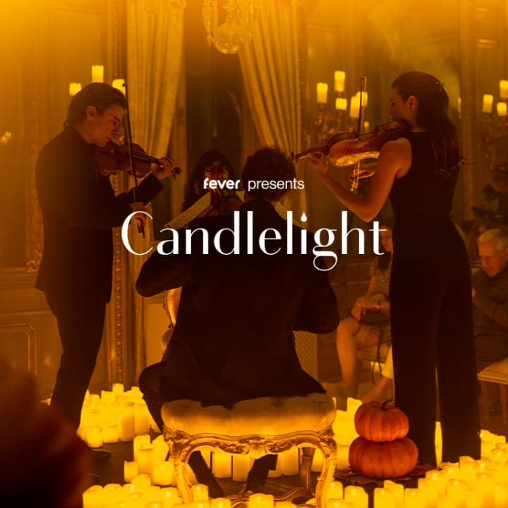 ﻿Candlelight: Una velada embrujada de clásicos de Halloween