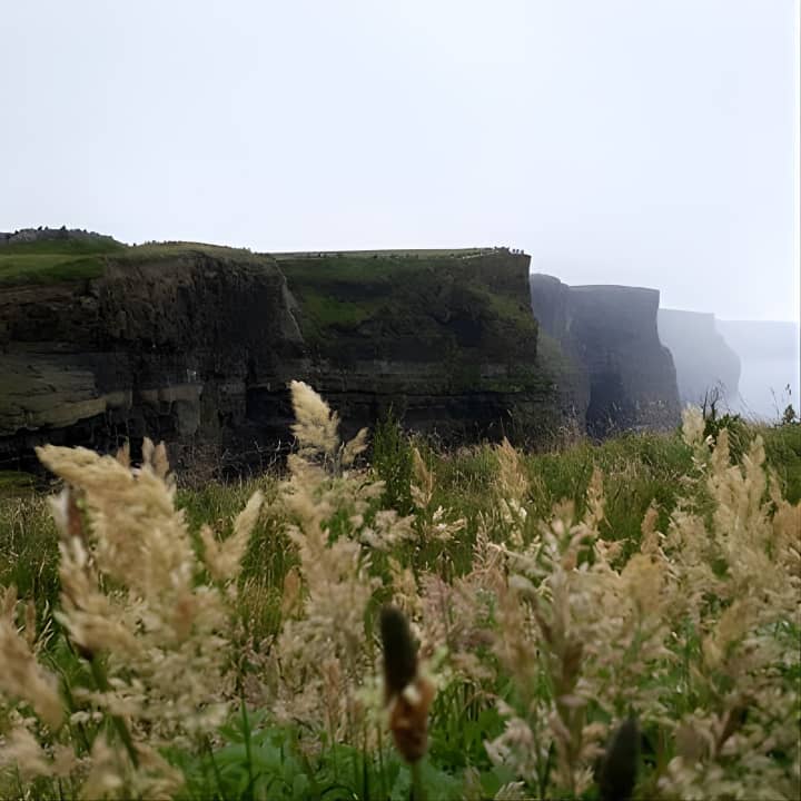 Scogliere di moher e Galway in italiano