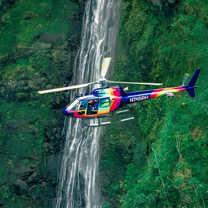 Royal Crown of Oahu - 60 Min Helicopter Tour - Doors Off or On