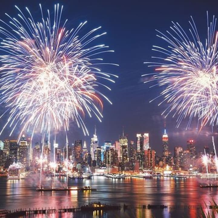 Pier 15 4th of July Buffet Dinner Cruise